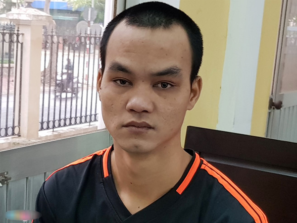 Ông ngoại gả chồng cho bé gái 12 tuổi