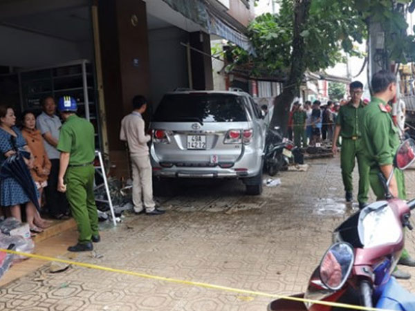 Các chuyên gia lý giải về thảm kịch 27 người chết vì tai nạn giao thông trong ngày đầu nghỉ Tết Dương lịch