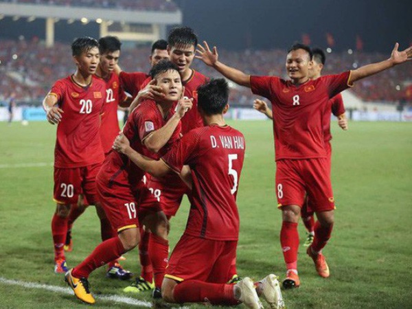 Cựu sao La Liga nhận định sốc về ĐT Việt Nam