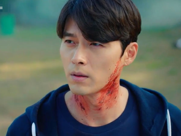 'Ký ức Alhambra': Em trai Park Shin Hye trở thành tội phạm giết người giống y như Hyun Bin