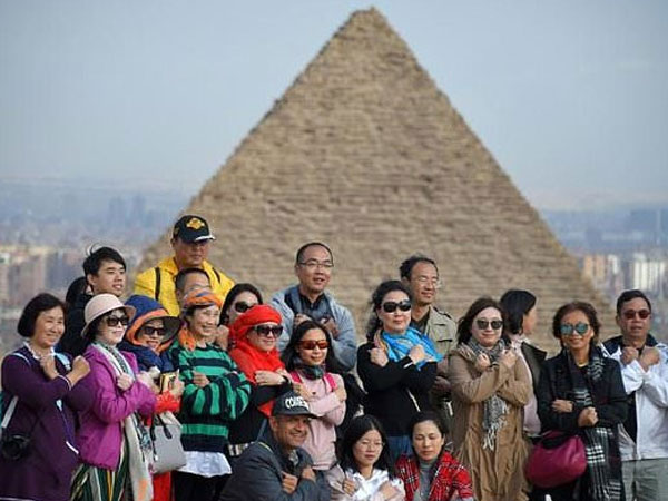 Người Ai Cập suy sụp sau vụ đánh bom du khách ở Cairo