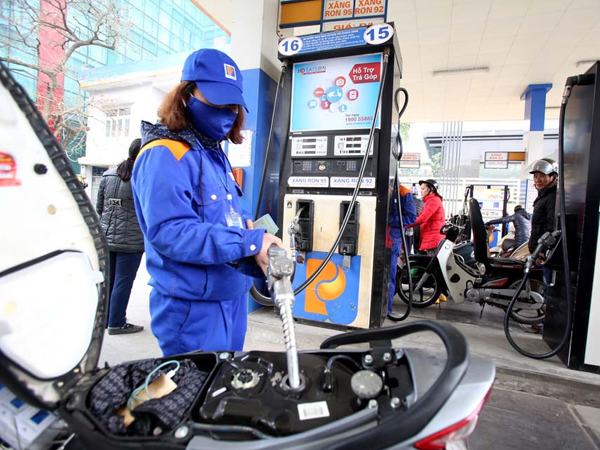Petrolimex 'dọa' thiếu xăng dầu dịp năm mới 2019