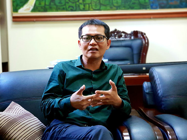 NSND Trung Hiếu: Vợ là nhân viên ngân hàng kém 19 tuổi, rất hiền ngoan