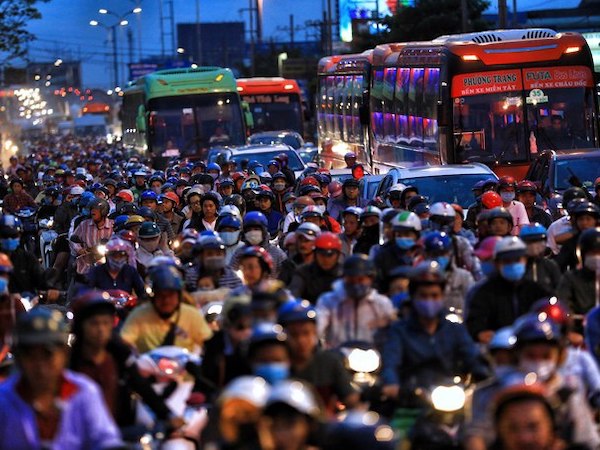 Cửa ngõ Sài Gòn tắc nghẽn ngày cuối kỳ nghỉ Tết Dương lịch