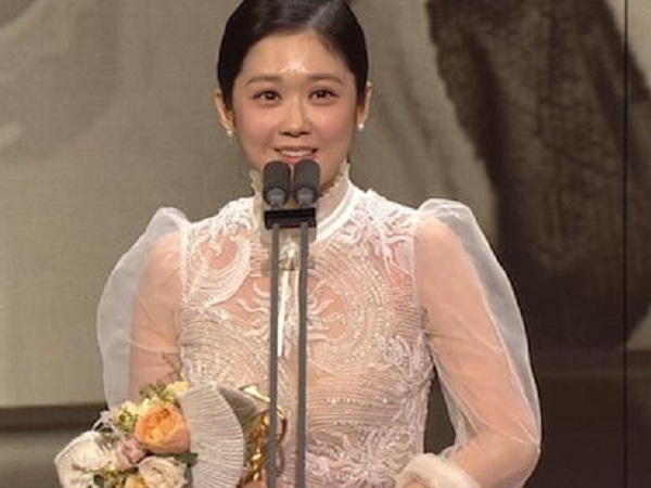 Kết quả trao giải hai đài danh giá xứ Hàn KBS và SBS Drama Awards 2018: Chán chả buồn nói!