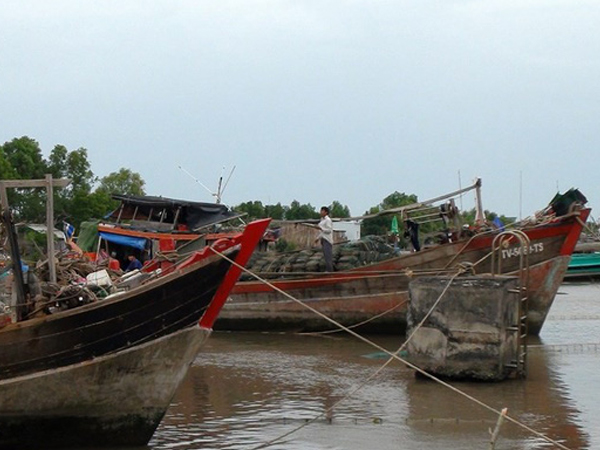 Bão số 1: Nhiều tỉnh đề nghị Trung ương hỗ trợ khẩn tàu cứu hộ