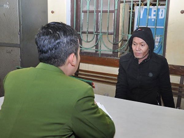 Đại ca 'số má' sa lưới vì tụ tập bạn bè làm điều mờ ám