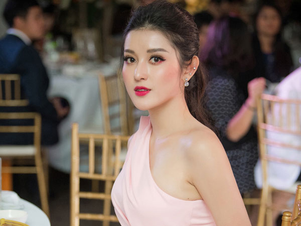 Huyền My lần đầu tiết lộ chuyện đám cưới và quan hệ với Kỳ Duyên