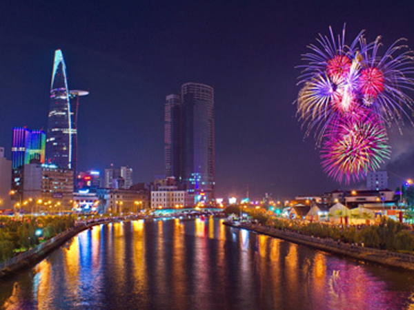 Nghỉ lễ, Tết năm 2019 còn 20 ngày