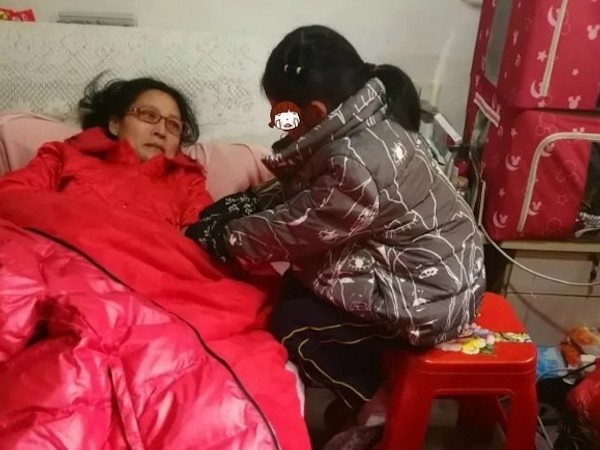 'Mẹ ơi, mẹ bán con đi' - lời nói của đứa trẻ 7 tuổi và câu chuyện gia đình em khiến nhiều người xót xa