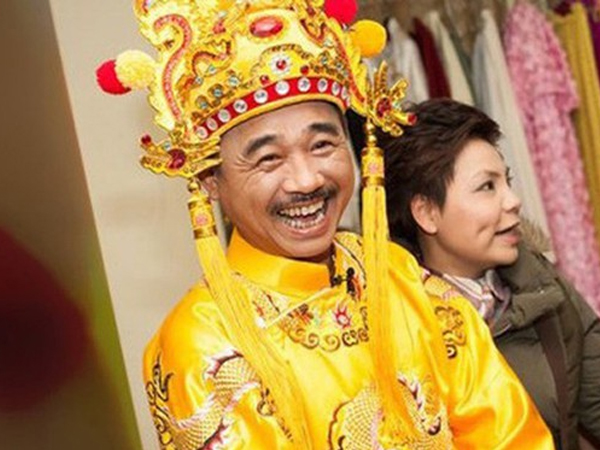 'Ngọc hoàng' Quốc Khánh - người đàn ông 'ế ẩm' duy nhất trong dàn Táo quân