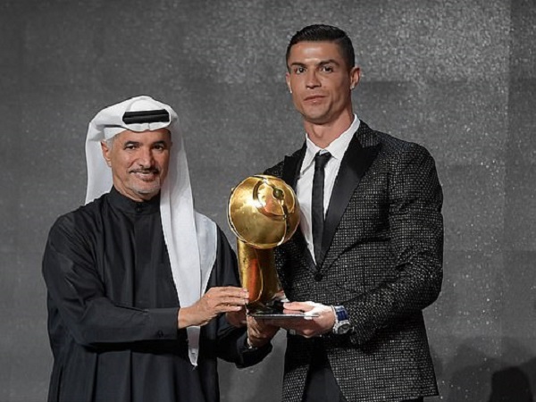 Ronaldo được vinh danh với 2 giải thưởng tại Globe Soccer