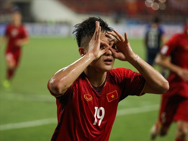 Quang Hải xếp trên Iniesta, 'Messi Thái' ở giải Cầu thủ xuất sắc nhất châu Á 2018
