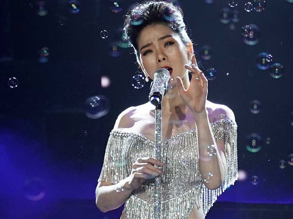 Duyên dáng Việt Nam 2018: Lệ Quyên hát sai lời và nhiều 'sạn'