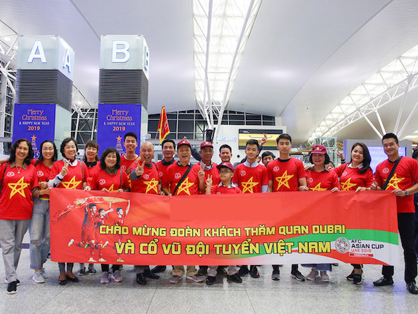 CĐV bắt đầu sang UAE tiếp lửa tuyển Việt Nam tại Asian Cup