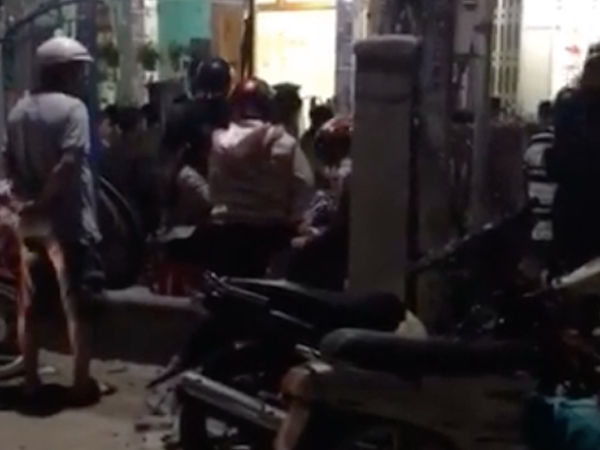 Khánh Hoà: Nghi án thanh niên 19 tuổi ngáo đá giết mẹ và em trai 6 tuổi rồi bỏ trốn