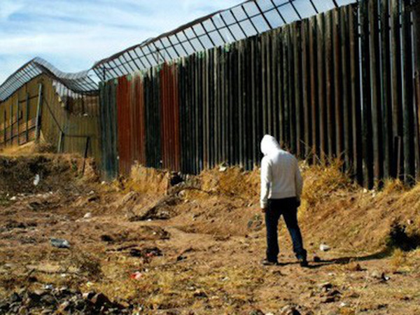 Mexico: Tìm thấy hàng chục thi thể gần biên giới với Mỹ