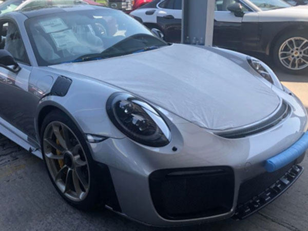 Porsche 911 GT2 RS giá hơn 20 tỷ cập cảng Sài Gòn