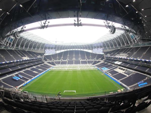 Tottenham lùi ngày ra mắt SVĐ mới