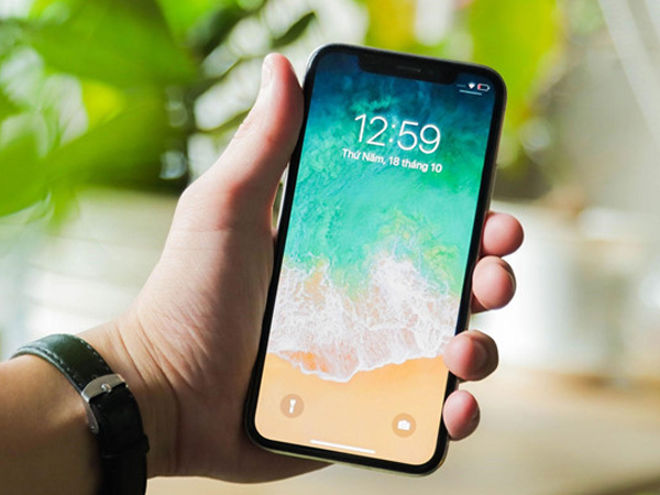 Cuộc đua hạ giá trên thị trường smartphone Việt tháng cận Tết