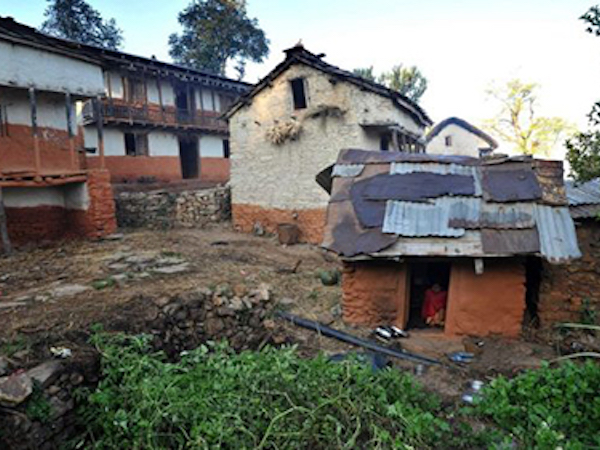 Người phụ nữ Nepal và hai con tử vong vì hủ tục khi đến kỳ kinh nguyệt