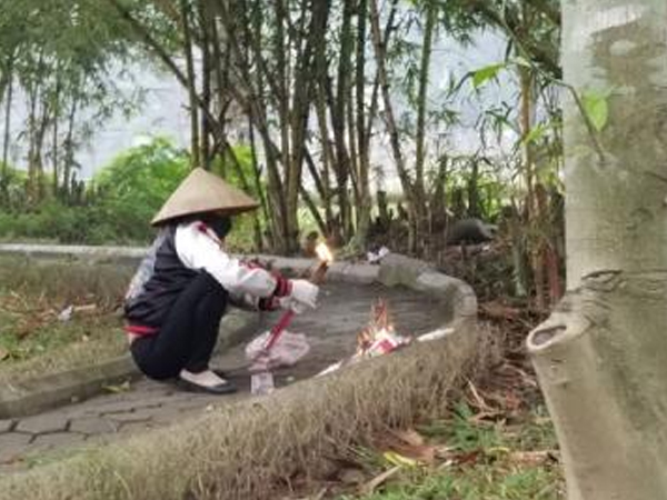 Vụ cô gái chết trong vườn hoa Hà Đông: Bất ngờ kết quả khám nghiệm