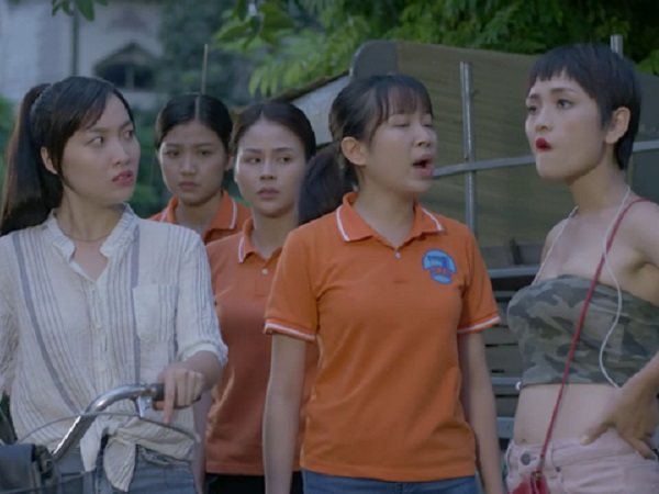Những cô gái trong thành phố: Xóm trọ đồn đoán em gái Công Lý là 'gái ngành'