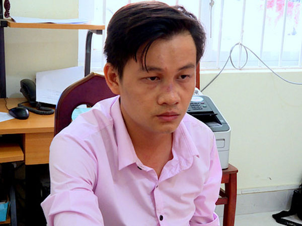 Tên cướp bị vợ chồng chủ tiệm vàng ở Vũng Tàu quật ngã