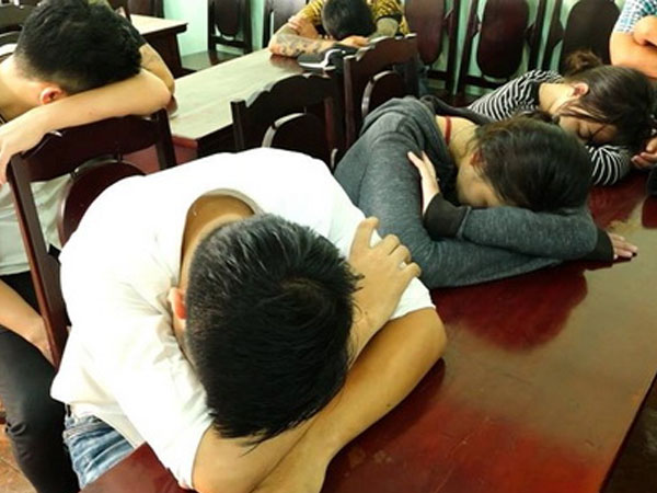 Hàng chục dân chơi phê ma túy trong quán bar Đồng Nai