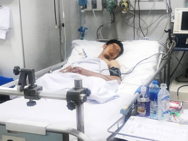 Tai nạn kinh hoàng: Ngã vào máy ép giấy đang hoạt động, nam thanh niên 24 tuổi bị đứt lìa hai đùi