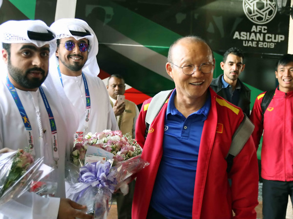Tuyển Việt Nam đã tới Al Ain, sẵn sàng chiến đấu cho cơ hội nhỏ nhất