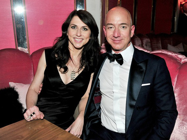 Vợ cũ của Jeff Bezos xứng đáng được chia nửa số tài sản, vì sẽ không có Amazon nếu không có bà