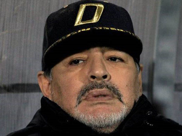 Maradona đã 'tai qua nạn khỏi' sau ca phẫu thuật