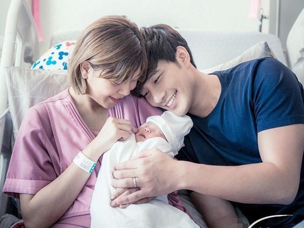 Vợ sinh mổ 10 ngày, cơm nước tự lo, anh chồng vô tâm bế con được 3 lần vẫn được bênh chằm chặp vì...
