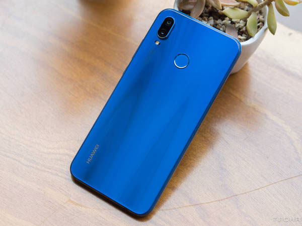 7 smartphone tầm trung nổi bật dịp cận Tết
