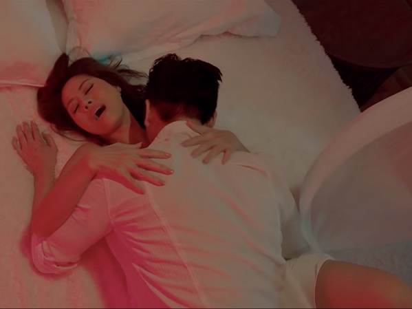Đóng nhiều cảnh nóng với bạn trai Nguyễn Cao Kỳ Duyên, Hồ Lệ Thu bị hỏi sốc