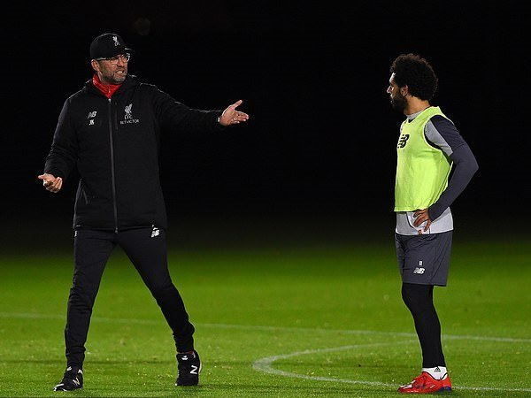 HLV Klopp yêu cầu các học trò tập luyện cả ngày lẫn đêm trước trận đấu với Crystal Palace