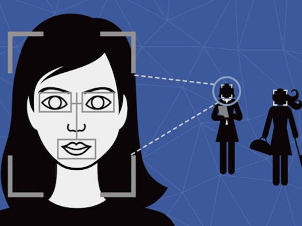 Facebook lên tiếng 'kêu oan' về trào lưu đăng ảnh 10 năm