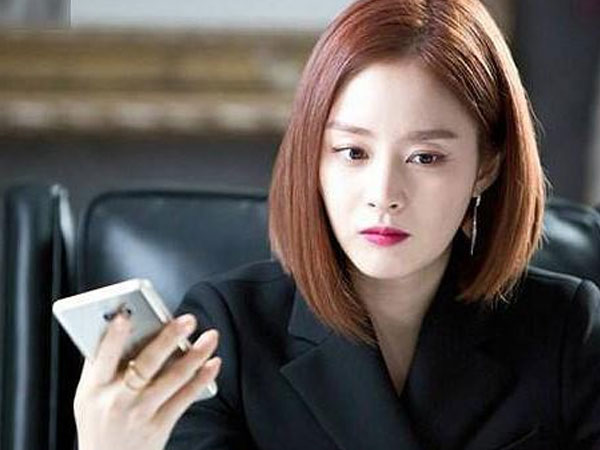 Lặng người nghe cuộc điện thoại 'bán' chồng cho cô bạn thân của vợ