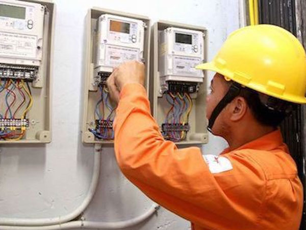 Thứ trưởng Công Thương: 'Chưa tăng giá điện sau Tết'