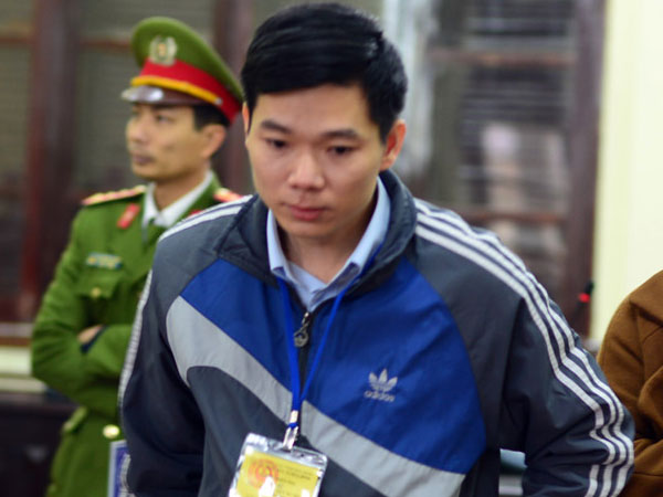Vụ chạy thận 9 người chết: Truy vấn việc Hoàng Công Lương ra y lệnh