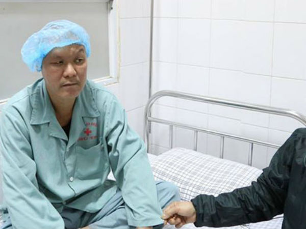 Phát hiện u não khổng lồ sau một tháng đau đầu