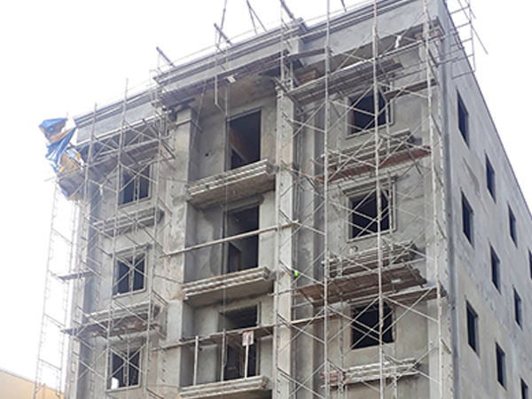 Ba người tử vong vì rơi từ tầng 4 khách sạn