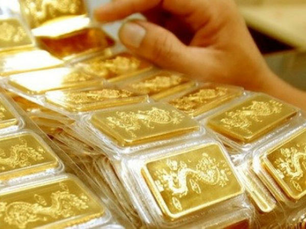 Giá vàng hôm nay 22/1: Vàng tụt giảm, chờ tín hiệu mới