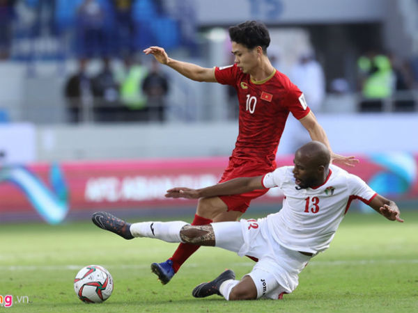 Hai cầu thủ xứ Nghệ được thưởng sau trận thắng Jordan