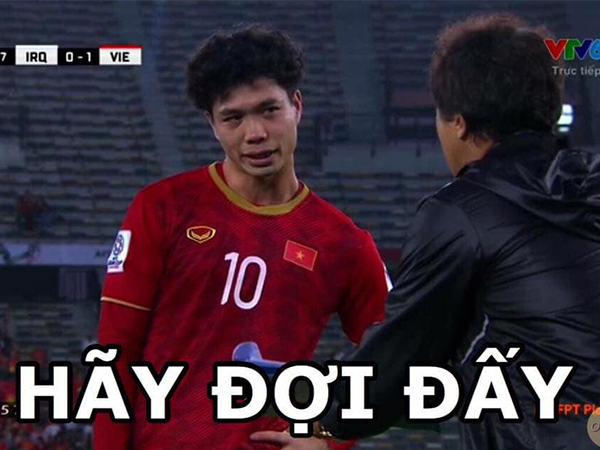 Loạt biểu cảm từ hài hước đến khó hiểu của Công Phượng xứng danh 'thánh meme' của đội tuyển Việt Nam