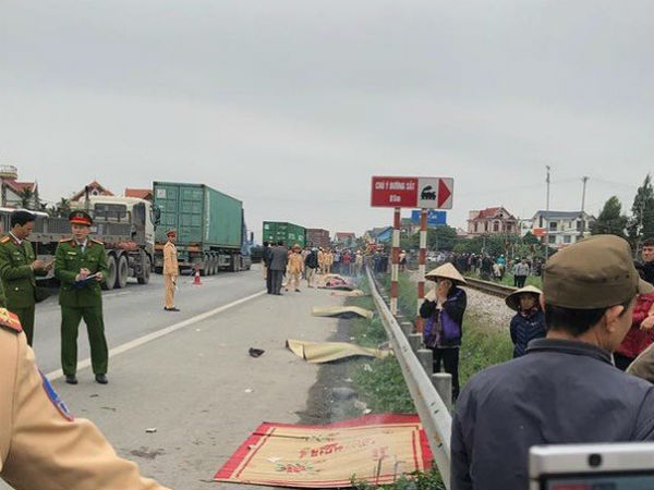Vụ 8 cán bộ xã bị tông tử vong: Hành vi của tài xế xe tải như 'giết người hàng loạt'