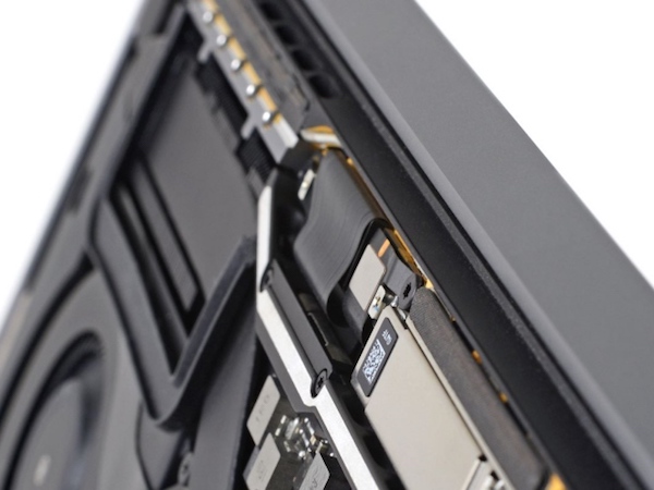 Apple dính 'phốt' mới: MacBoook Pro lỗi phần cứng 'Flexgate'