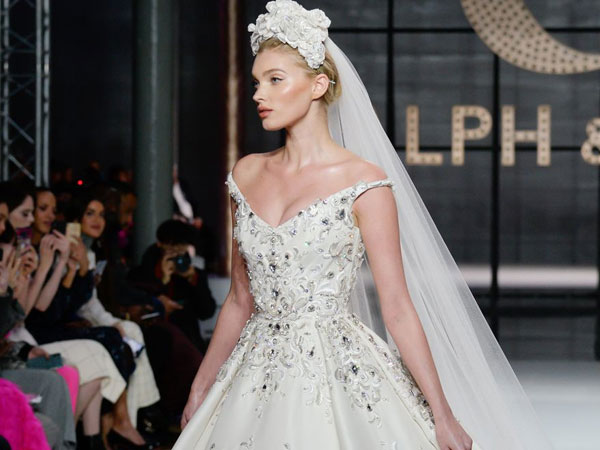 Lộ diện ứng viên váy cưới 'vạn người mê' của năm 2019: đồ Haute Couture xa hoa khó cưỡng, có thể biến mọi cô dâu thành bà hoàng