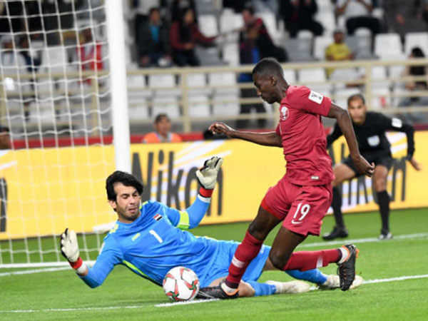 Qatar loại Iraq khỏi Asian Cup